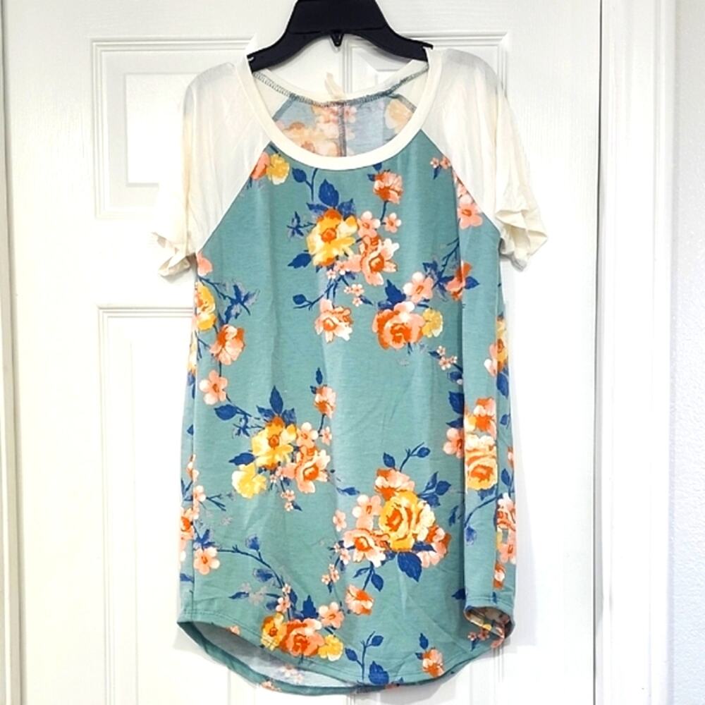 Maternity Pink Blush Floral Print Women's Top - White and Blue
